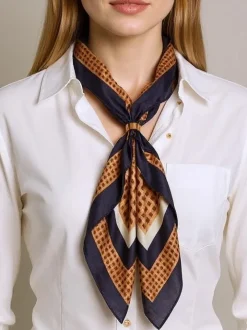 Sale Apollonia – damska apaszka z poliestru, jasny brąz, styl włoski, 69x66cm Damskie Chusty / Apaszki / Szaliki