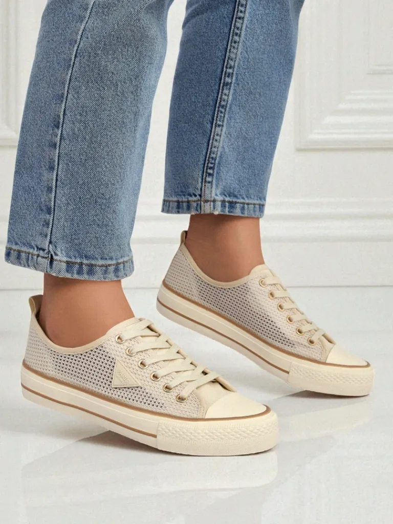 Aurelia Beige - damskie tenisówki tkaninowe na płaskiej podeszwie 3 cm Trampki