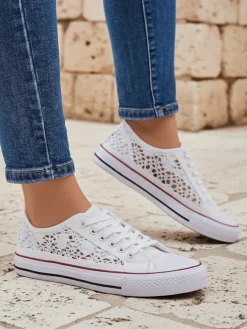 Sale Aurelia Bianco - Ażurowe białe trampki z tkaniny, rozmiar 40 Ugc|Trampki