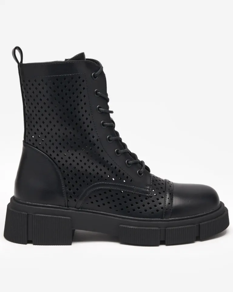 Ażurowe czarne damskie botki na płaskim obcasie Rolika - Obuwie Workery|Botki Bez Ocieplenia