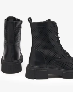 Ażurowe czarne damskie botki na płaskim obcasie Rolika - Obuwie Workery|Botki Bez Ocieplenia