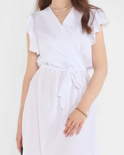 Outlet Biała damska sukienka mini z wiązaniem - Odzież Sukienki Letnie|Sukienki Krótkie