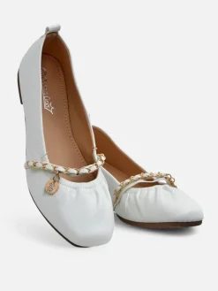 Clearance Białe baleriny damskie Callista z łańcuszkiem – skóra ekologiczna, klasyka Włoch Buty Na Wielkie Wyjście|Baleriny Klasyczne