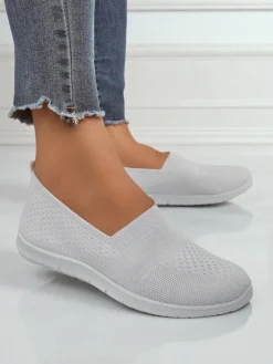 Białe damskie baleriny Ariadne z tkaniny oddychającej na płaskiej podeszwie Półbuty