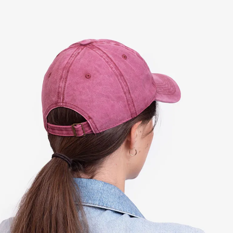 Best Bordowa jeansowa damska czapka z daszkiem - Akcesoria Damskie Czapki I Kapelusze