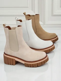 Botki na słupku z eko nubuku Amber Walk Botki Na Słupku|Nowość