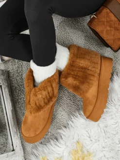 Buty a'la śniegowce damskie z futerkiem Irelle Śniegowce|Botki Na Platformie