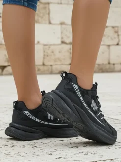 Sale Buty sportowe damskie Hypatia czarne na płaskim obcasie 5 cm Damskie Ugc|Sneakersy