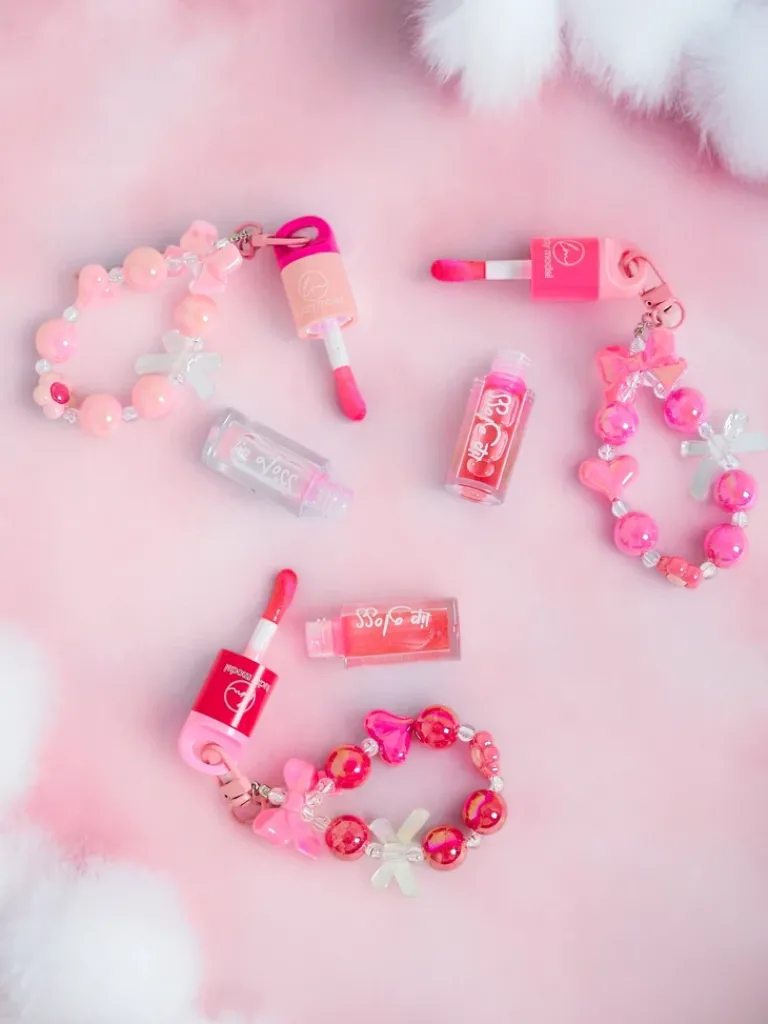 Clearance Błyszczyk do ust dla dzieci z bransoletką Strawberry Usta