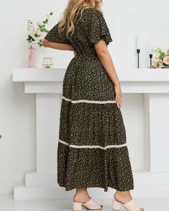 Online Czarna rozkloszowana damska sukienka maxi w kwiaty - Odzież Sukienki Letnie|Sukienki Długie