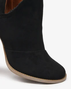 Online Czarne damskie botki na słupku z wycięciami Encura- Obuwie Botki Bez Ocieplenia|Botki Na Słupku