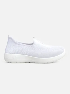 Clearance Damskie białe slip-ony Callista z oddychającej tkaniny na płaskim obcasie Damskie Bieganie, Ćwiczenia I Trening