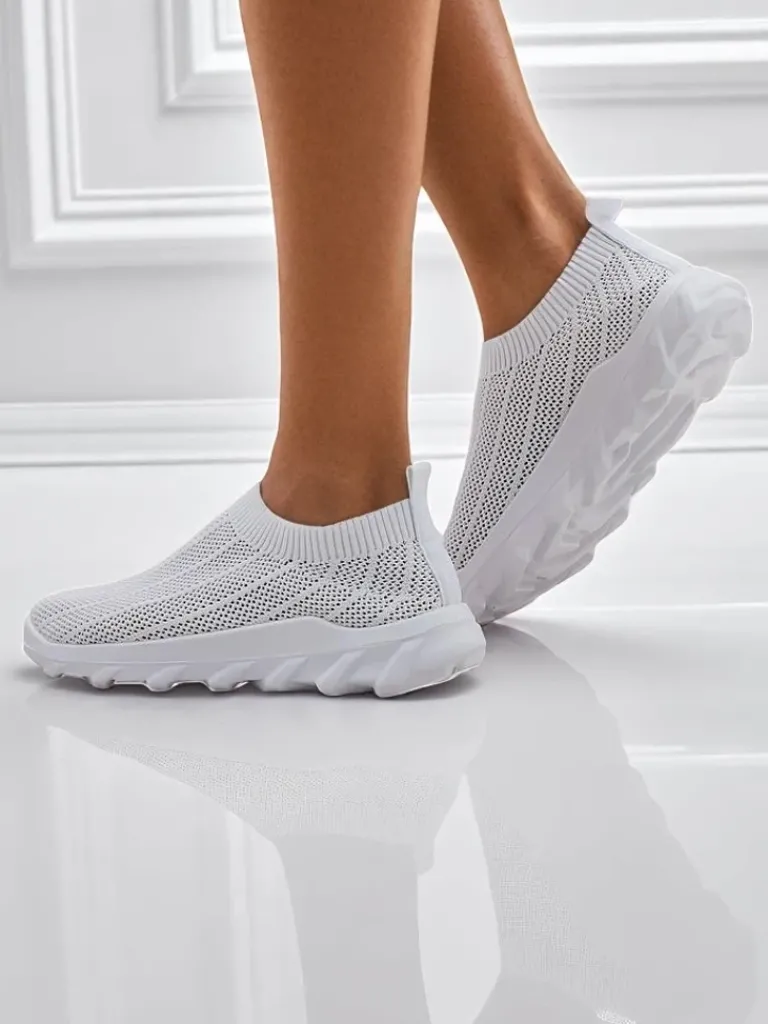 Clearance Damskie białe tenisówki Astrea z przewiewnej tkaniny na płaskiej podeszwie Damskie Bieganie, Ćwiczenia I Trening