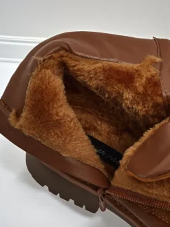 Sale Damskie botki trapery Maestroe Trapery|Botki Sznurowane