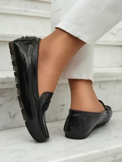 Discount Damskie Mokasyny Cyra Nero z ekoskóry lakierowanej, klasyczny styl włoski Mokasyny Na Płaskiej Podeszwie