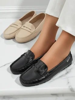 Discount Damskie Mokasyny Cyra Nero z ekoskóry lakierowanej, klasyczny styl włoski Mokasyny Na Płaskiej Podeszwie