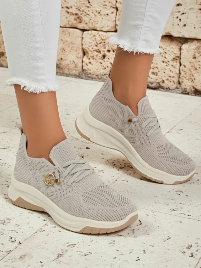 Damskie sneakersy Selene – wygodne białe buty na płaskiej podeszwie Damskie Ugc|Sportowe