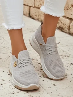 Damskie sneakersy Selene – wygodne białe buty na płaskiej podeszwie Damskie Ugc|Sportowe