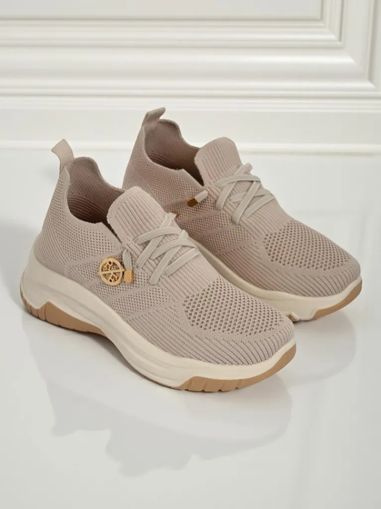 Damskie sneakersy Selene – wygodne białe buty na płaskiej podeszwie Damskie Ugc|Sportowe