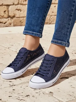 Outlet Damskie tenisówki Callista granatowe ażurowe na płaskiej podeszwie Trampki