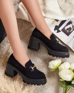 Outlet Eleganckie Sandały Vulcano w Kolorze Czarnego Zamszu Półbuty|Mokasyny Na Obcasie