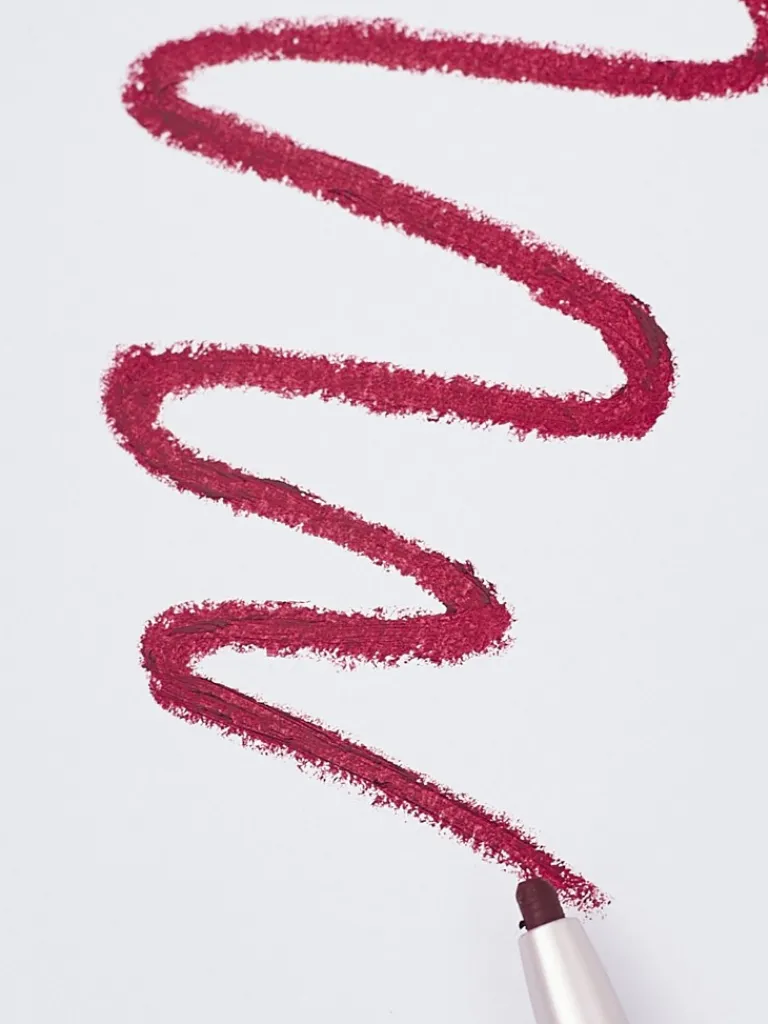 Outlet Kredka do ust w kolorze Cinammon Latte Usta