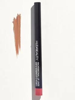 Outlet Kredka do ust w kolorze Soft Raspberry Usta