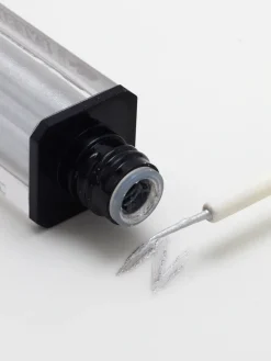 Sale Luxelux Błyszczący cień do powiek w płynie 03 5ml Oczy