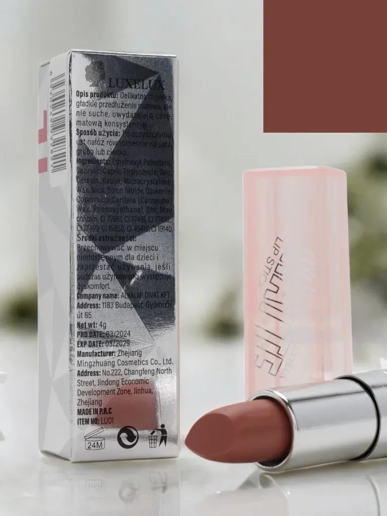 Best Luxelux Matowa pomadka kolor Bronse 03 4g Usta