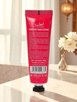 Best Perfumowany krem do rąk nawilżający One&Only Dłonie