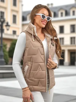 Discount Pikowana kamizelka damska z kapturem Ash Crown Kurtki / Marynarki / Płaszcze