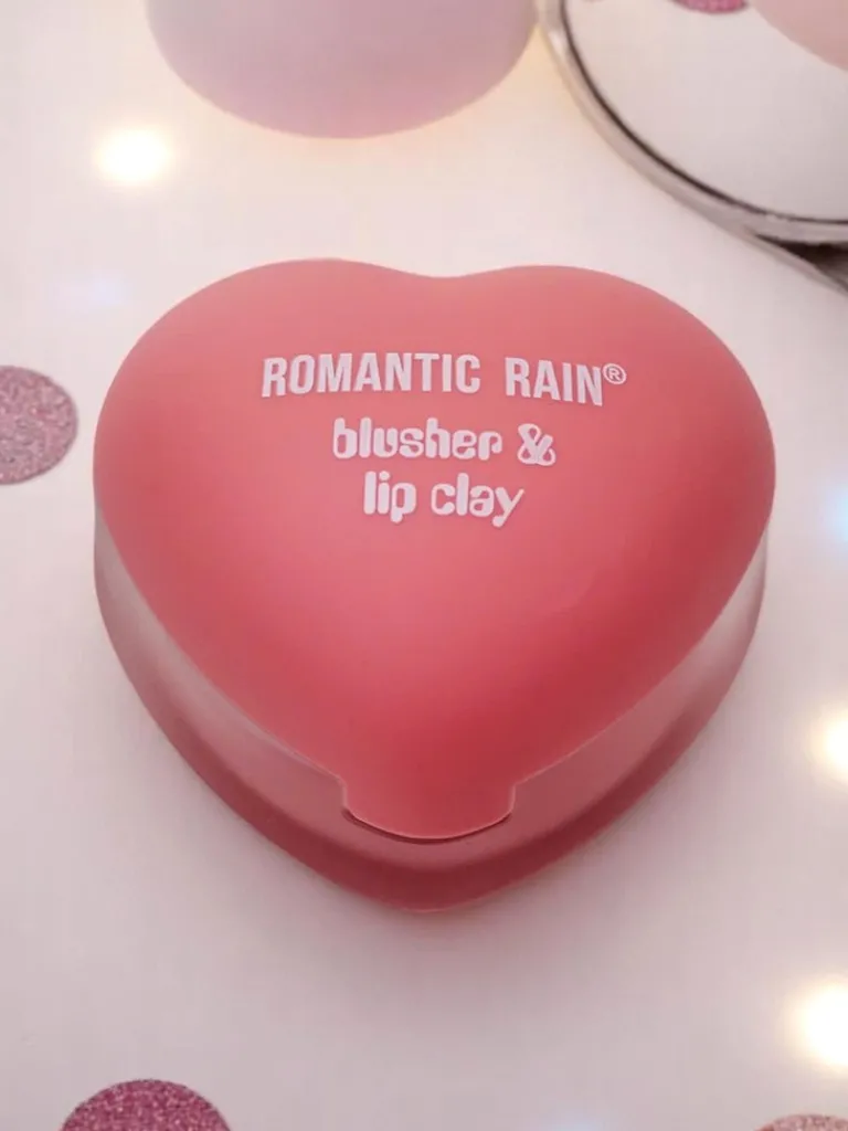 Sale Pomadka do ust i róż 2w1 w słoiczku w kształcie serduszka Peach Rose Usta