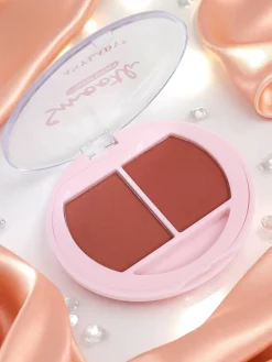 Prasowany róż do policzków kolor Daisy Sunkiss Twarz