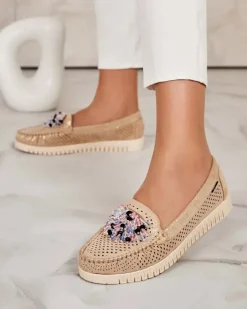 Ażurowe mokasyny damskie z koralikami Namis Półbuty|Mokasyny Na Płaskiej Podeszwie