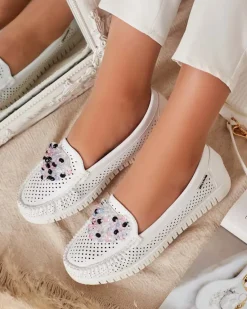 Ażurowe mokasyny damskie z koralikami Namis Półbuty|Mokasyny Na Płaskiej Podeszwie