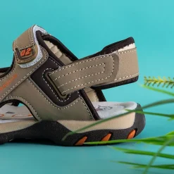 Clearance Beżowe chłopięce sandały na rzepy Mediu Chłopięce