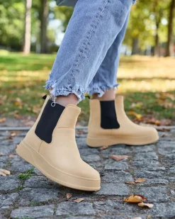 Beżowe damskie botki a'la śniegowce Uteris Botki Z Delikatnym Ociepleniem|Botki Na Platformie