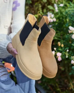 Beżowe damskie botki a'la śniegowce Uteris Botki Z Delikatnym Ociepleniem|Botki Na Platformie