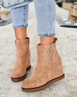 Outlet Botki damskie na koturnie Nerias Botki Z Delikatnym Ociepleniem|Botki Na Koturnie