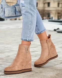 Outlet Botki damskie na koturnie Nerias Botki Z Delikatnym Ociepleniem|Botki Na Koturnie