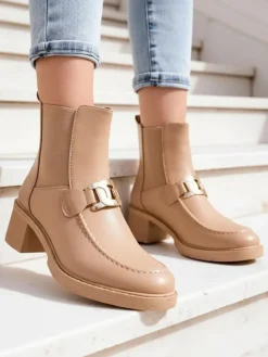 Botki damskie na niskim słupku Ewios Botki Z Delikatnym Ociepleniem|Nowość