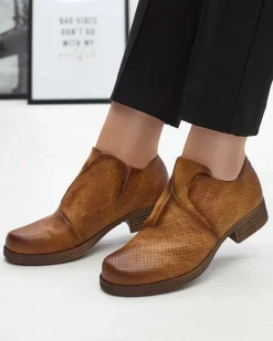 Clearance owe damskie eko skórzane półbuty Ilioppa Półbuty