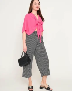 Sale Ciemnoróżowa damska krótka narzutka Bluzki / Koszule / Koszulki