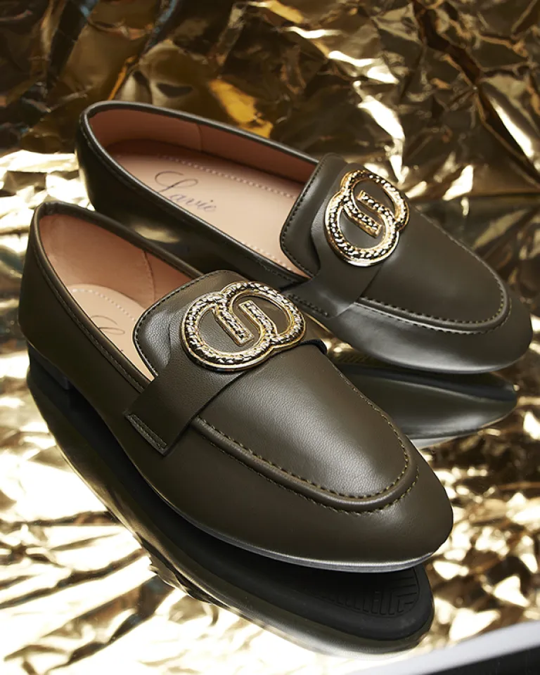 Ciemnozielone mokasyny damskie ze złotą ozdobą Uletta Mokasyny Na Płaskiej Podeszwie