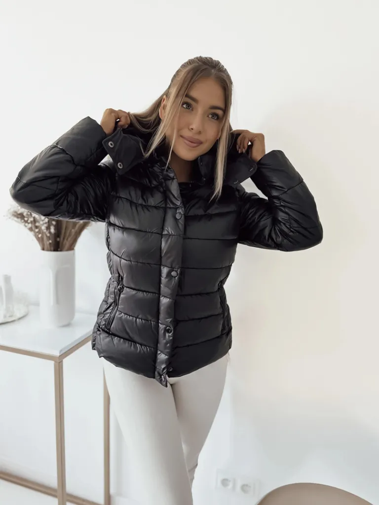 Sale Czana damska pikowana kurtka z kapturem Kurtki / Marynarki / Płaszcze