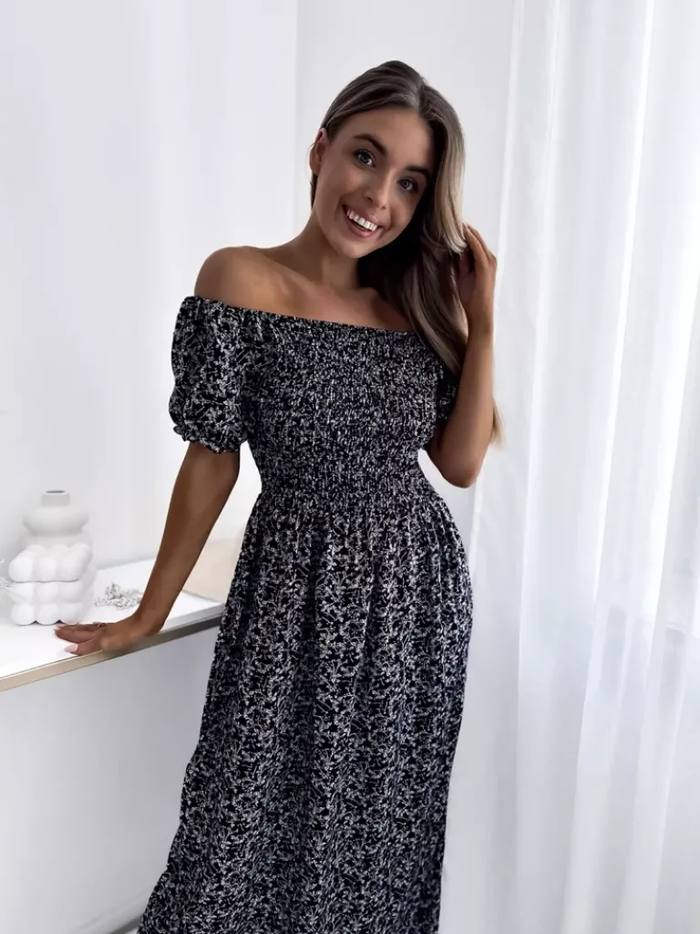 Best Czarna damska sukienka midi w kwiaty Plus Size