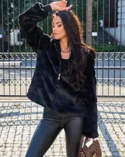 Best Czarna kurtka damska z imitacji futra Kurtki / Marynarki / Płaszcze