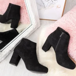 Hot Czarne botki na wyższym słupku Soleah Botki Bez Ocieplenia|Botki Na Słupku