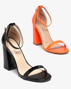 Hot Czarne damskie sandały na słupku Whopso Buty Na Wielkie Wyjście|Sandały Na Słupku