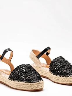 Czarne damskie espadryle z ażurową cholewką Triumf Espadryle Płaskie